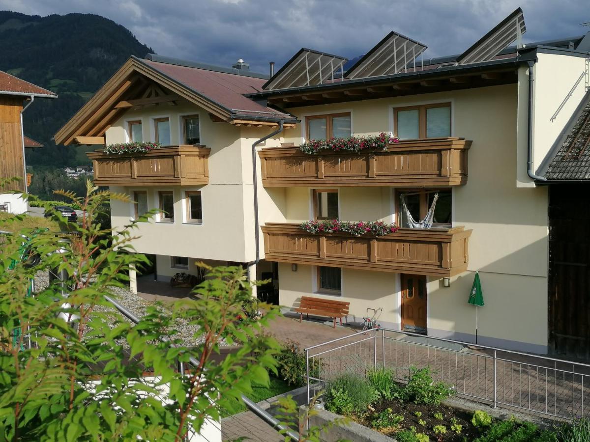 Kinderbauernhof Ierzerhof Arzl im Pitztal Dış mekan fotoğraf